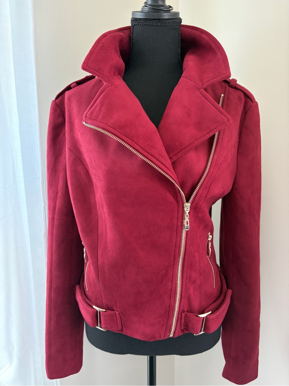 NWOT Romeo + Juliet Couture Faux Suede Moto Jacket in Red size L - Picture 1 of 6